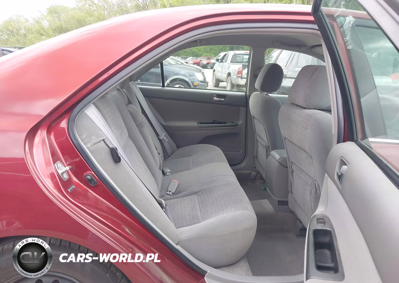 2005 Toyota Camry Le VIN:4T1BE32K75U069385 - 8