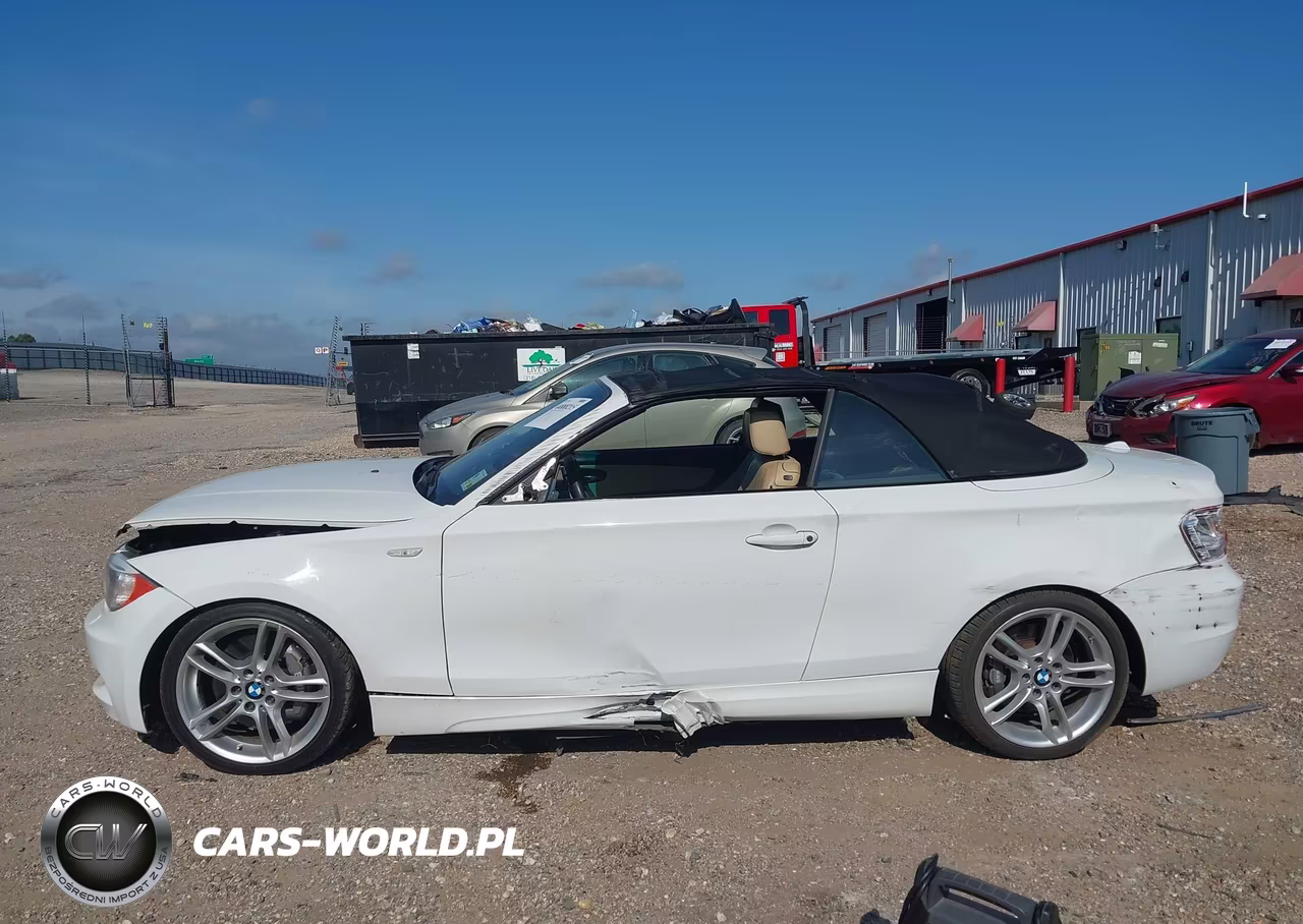 2013 BMW 135I VIN:WBAUN7C5XDVM28196 - 14