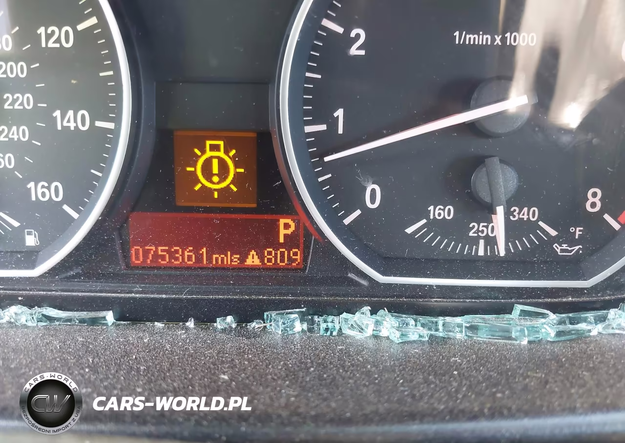2013 BMW 135I VIN:WBAUN7C5XDVM28196 - 15
