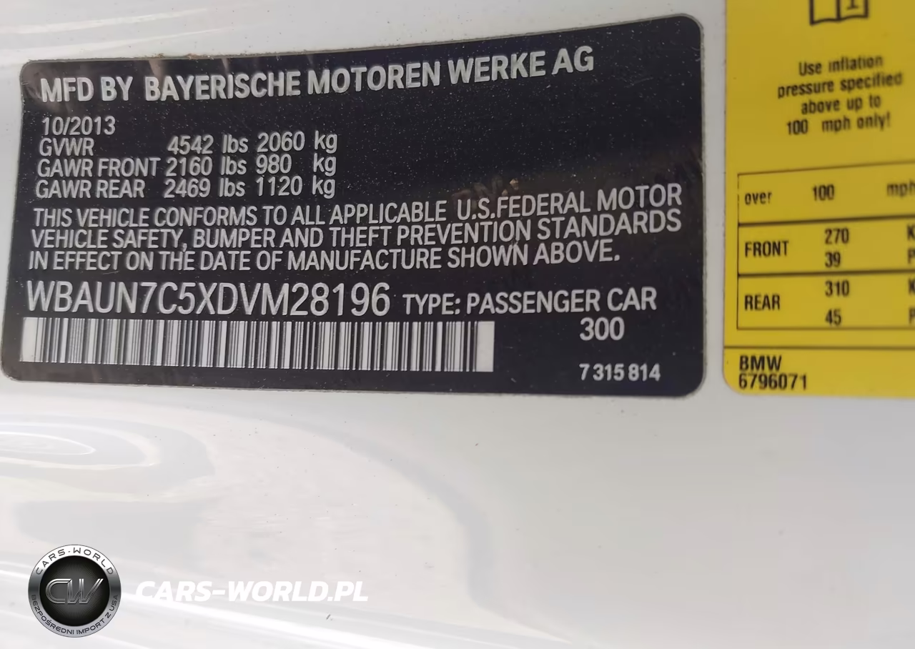 2013 BMW 135I VIN:WBAUN7C5XDVM28196 - 9