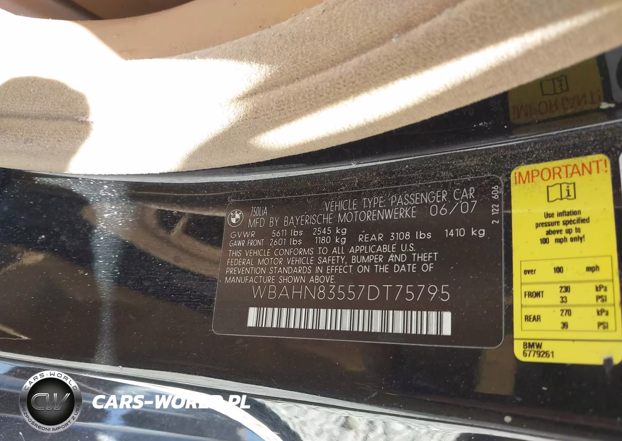 2007 BMW 750Li VIN:WBAHN83557DT75795 - 9