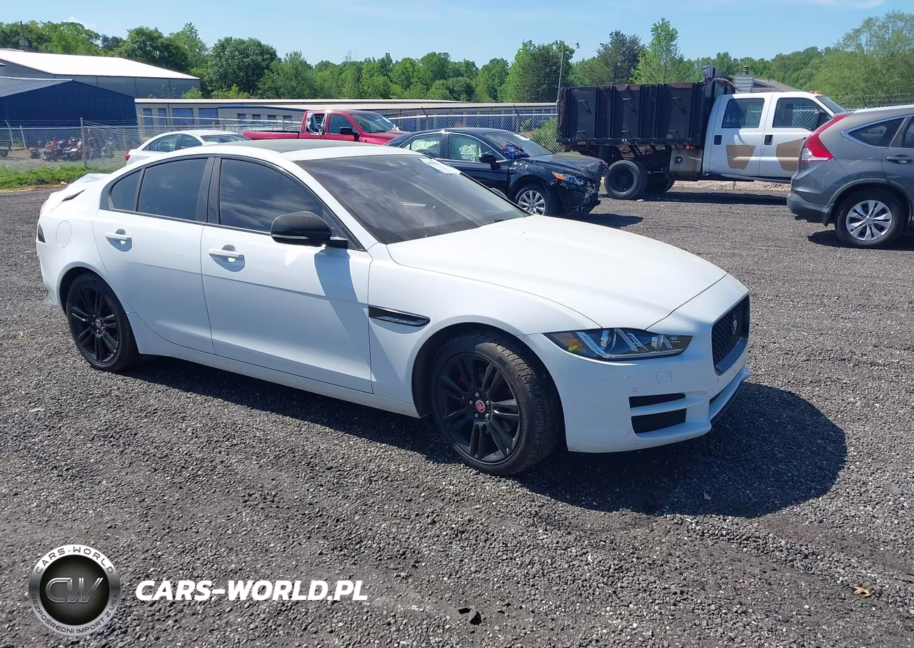 2017 Jaguar Xe 20D Prestige
