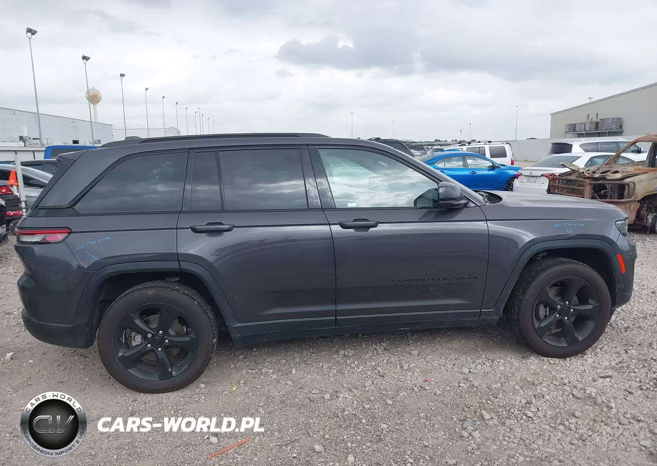 2022 Jeep Grand Cherokee Altitude 4X2 VIN:1C4RJGAG9N8574579 - 13