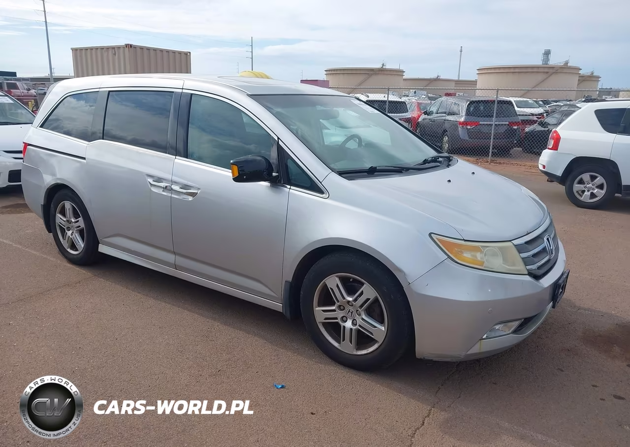 2011 Honda Odyssey Touring-Touring Elite – zdjęcie 1 z 19