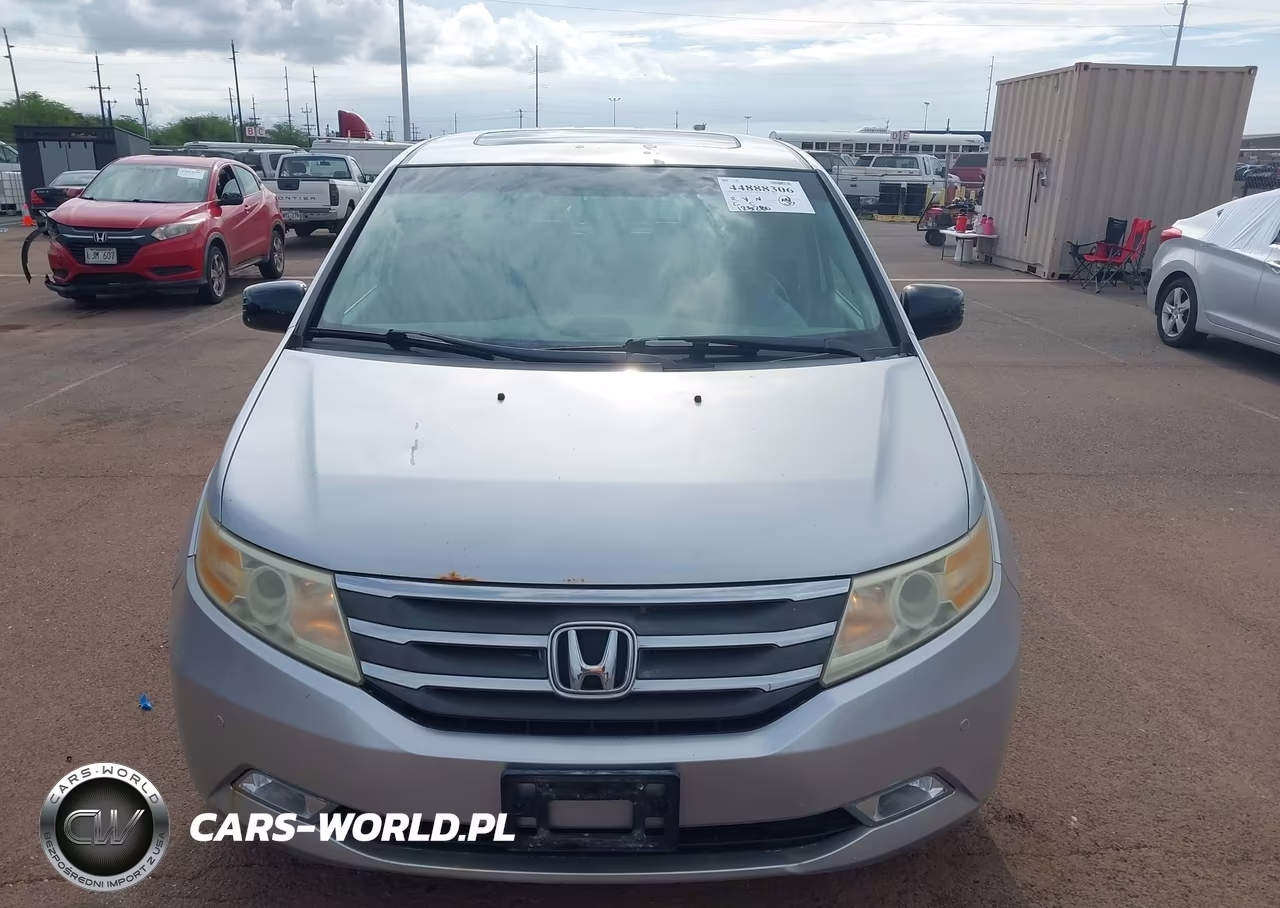 2011 Honda Odyssey Touring-Touring Elite VIN:5FNRL5H90BB030313 - 12