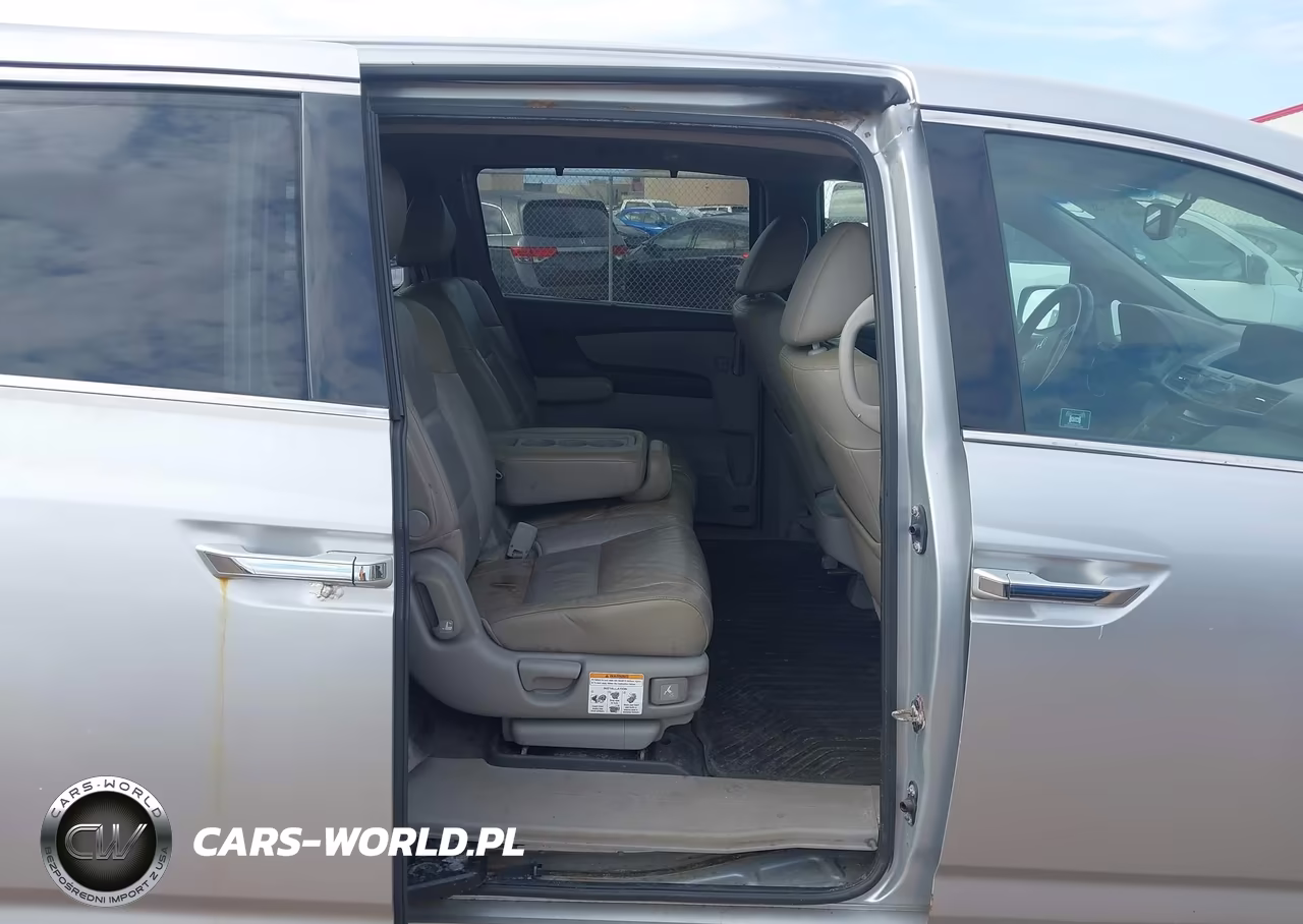 2011 Honda Odyssey Touring-Touring Elite VIN:5FNRL5H90BB030313 - 8