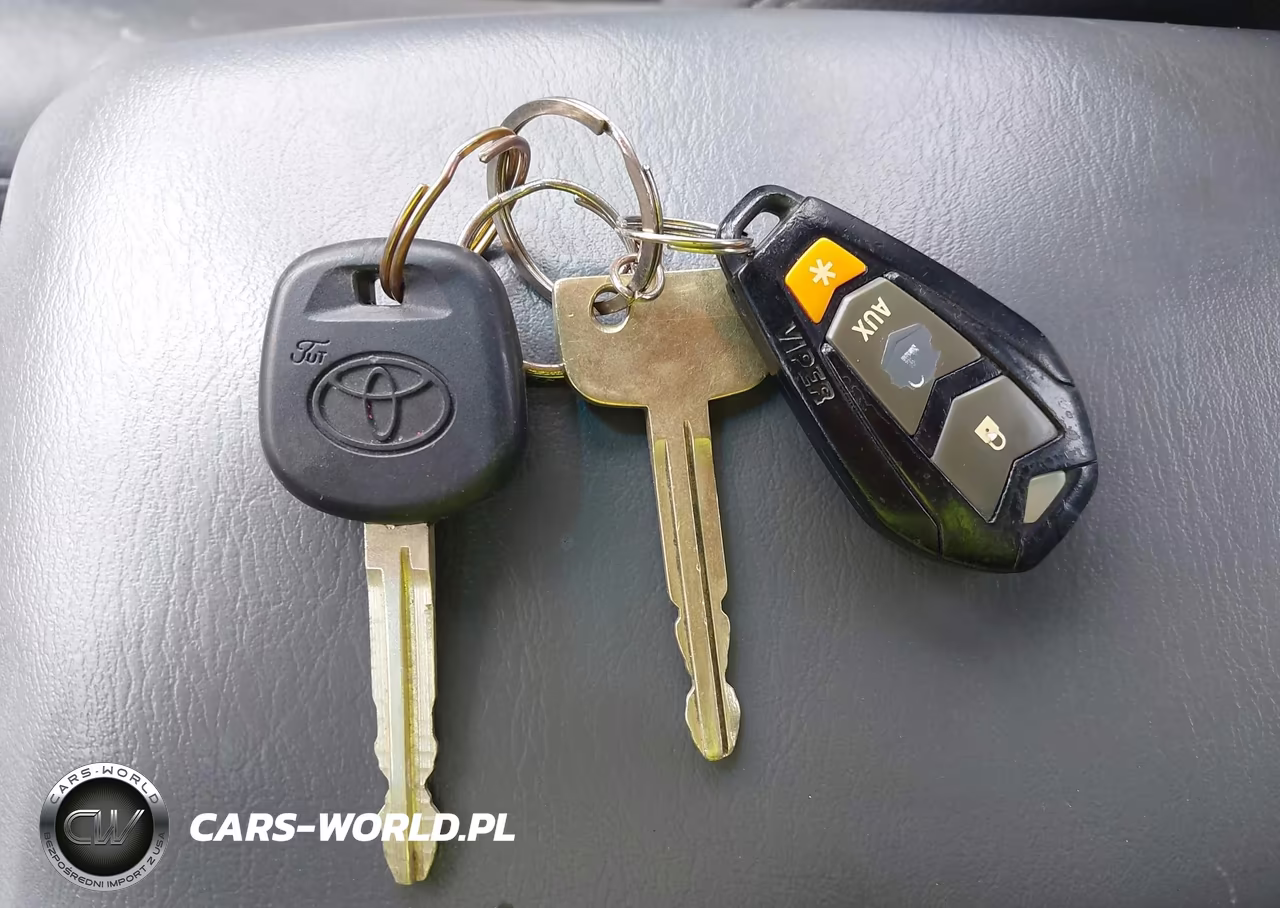 2000 Toyota Camry Ce VIN:4T1BG22K6YU650837 - 11