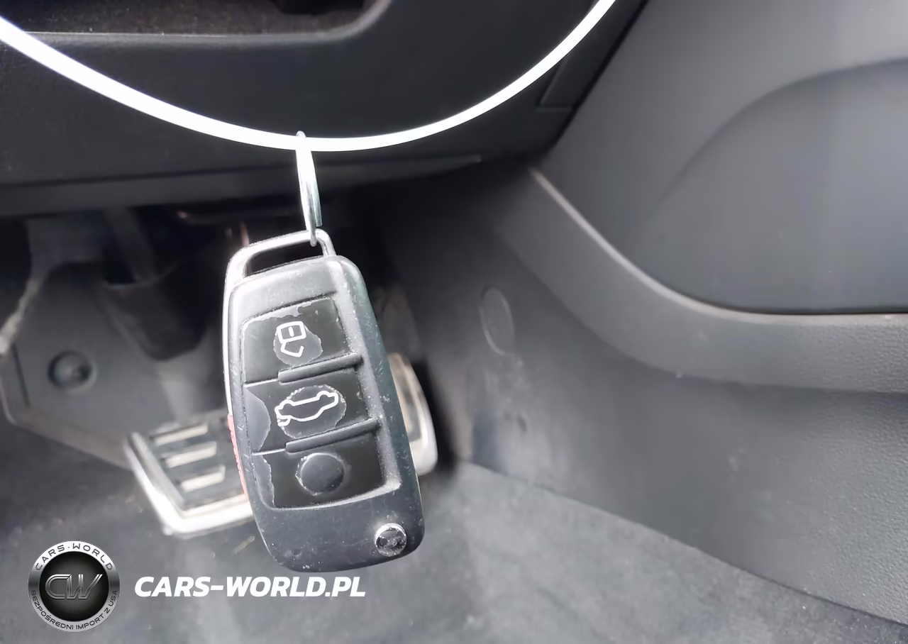 2015 Audi S3 2.0T Premium Plus VIN:WAUBFGFF1F1074314 - 11