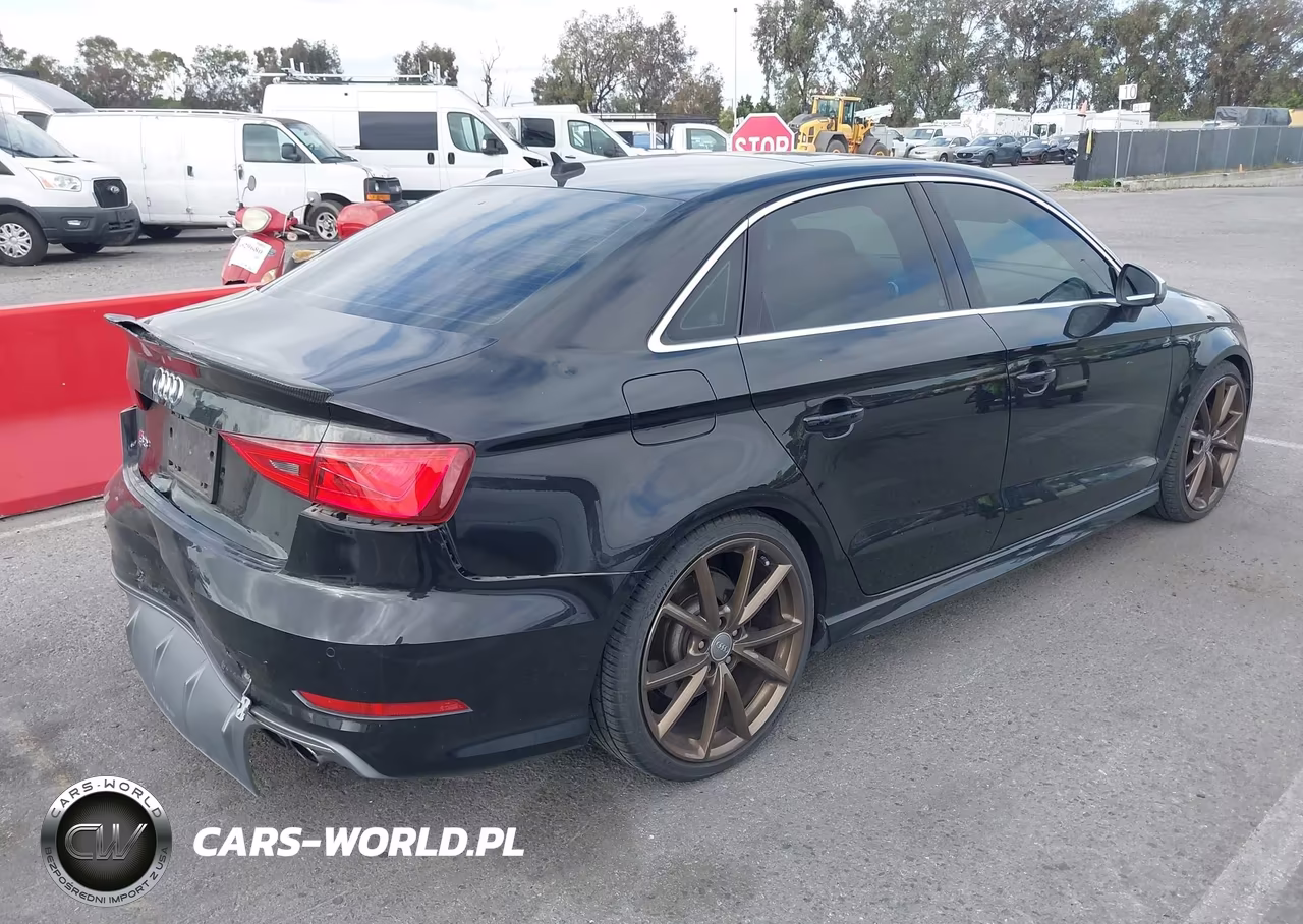 2015 Audi S3 2.0T Premium Plus VIN:WAUBFGFF1F1074314 - 4