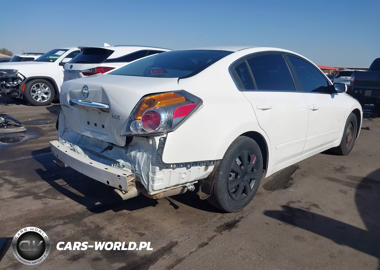 2011 Nissan Altima 2.5 S VIN:1N4AL2AP8BN460506 - 4