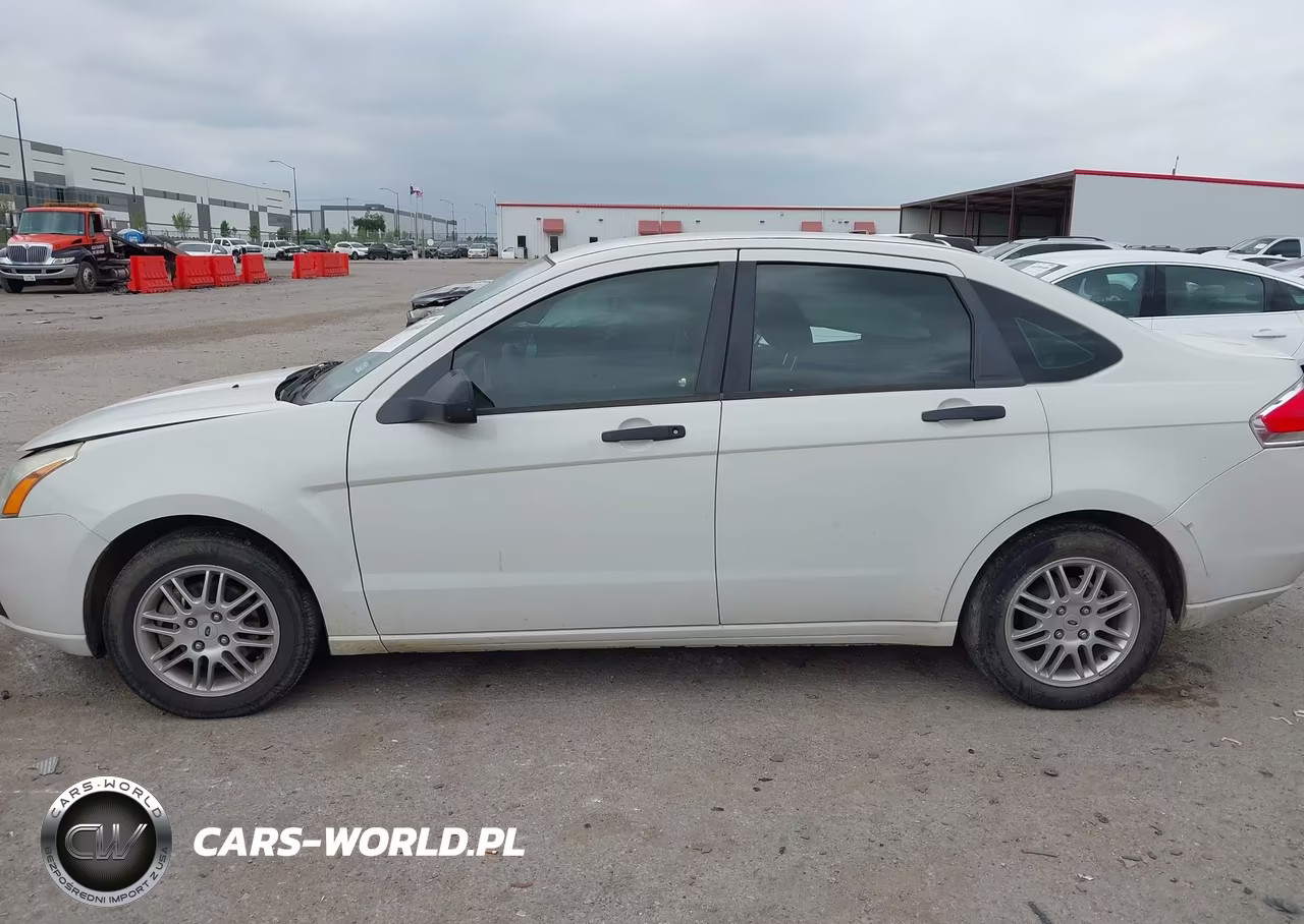 2010 Ford Focus Se VIN:1FAHP3FN4AW176816 - 12