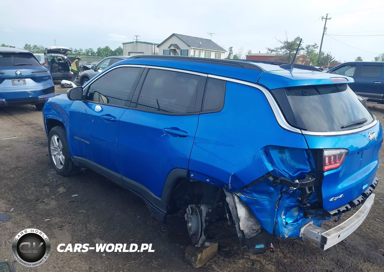 2022 Jeep Compass Latitude 4X4 VIN:3C4NJDBB5NT169353 - 3