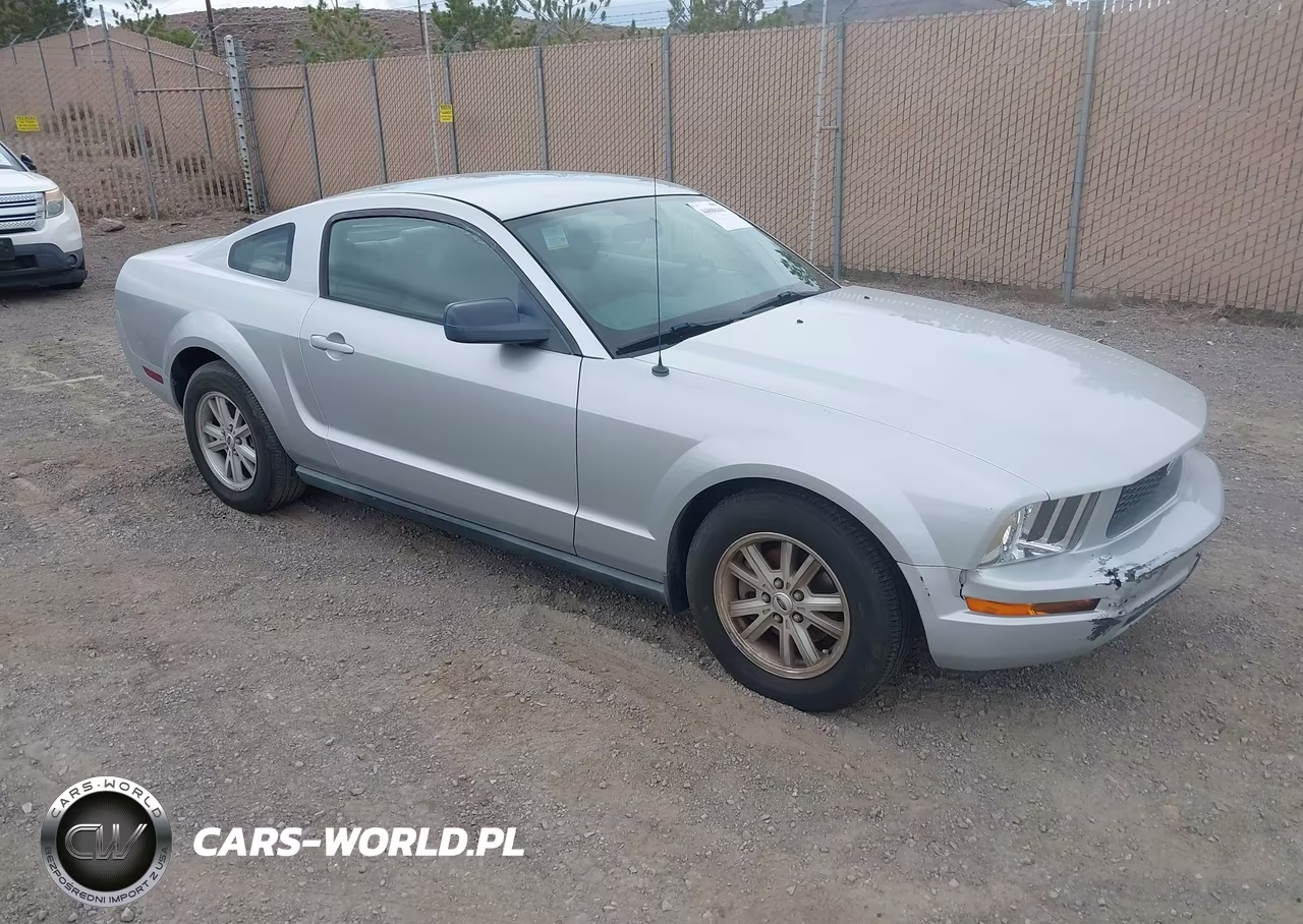 2006 Ford Mustang V6