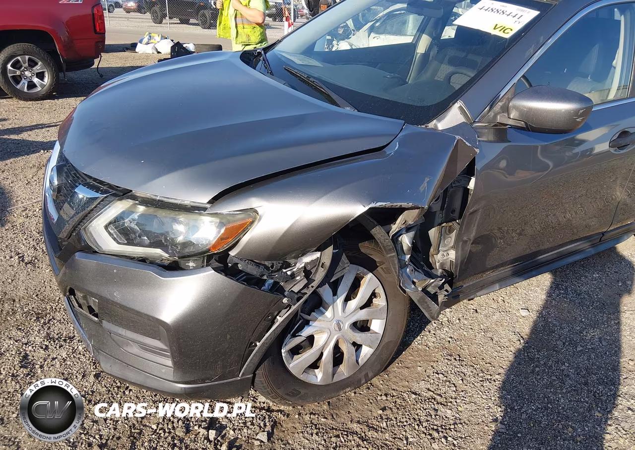 2017 Nissan Rogue S VIN:JN8AT2MTXHW138542 - 6