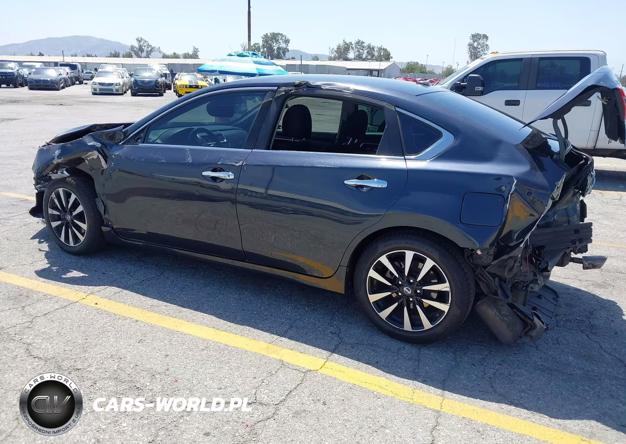 2018 Nissan Altima 2.5 Sv VIN:1N4AL3AP8JC207590 - 3