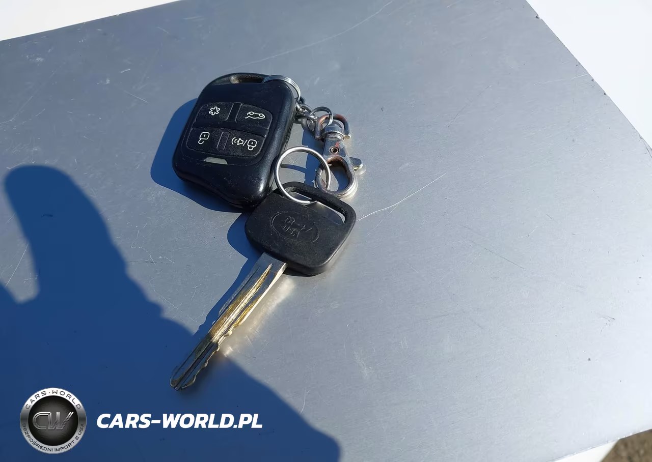 2002 Toyota Camry Le VIN:JTDBE30K120025487 - 11