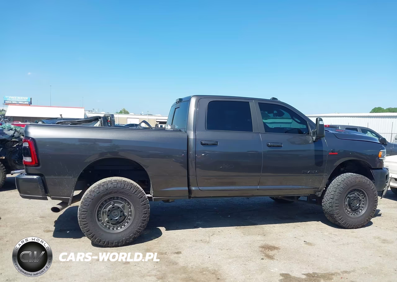 2024 Ram 2500 Laramie 4X4 6'4 Box VIN:3C6UR5FL5RG197317 - 14