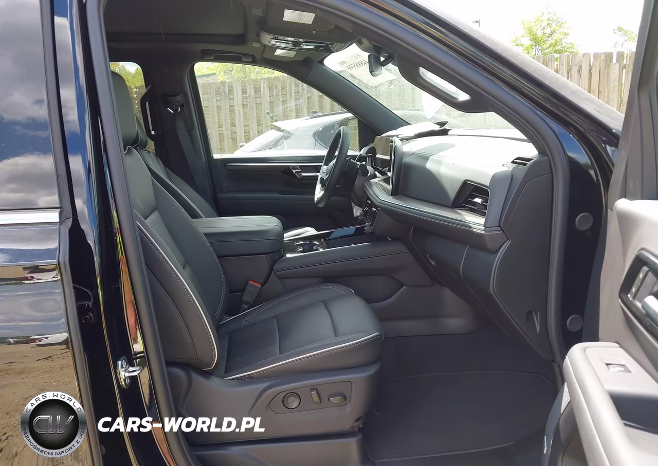 2026 Chevrolet Suburban Premier, 4Wd VIN:1GNS6FKDXTR160677 - 5