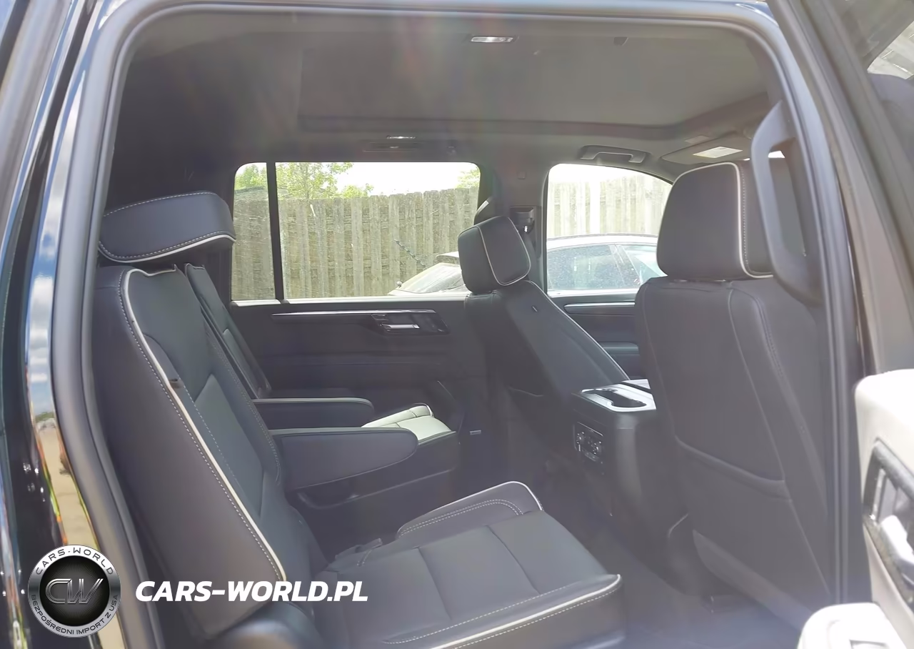 2026 Chevrolet Suburban Premier, 4Wd VIN:1GNS6FKDXTR160677 - 8