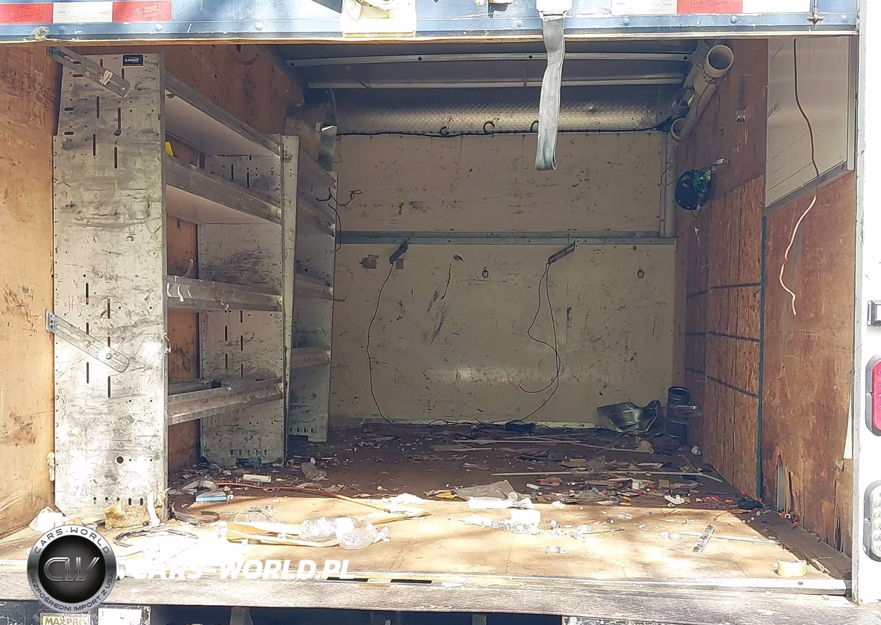 2018 Ford E-450 Cutaway VIN:1FDXE4FS4JDC08713 - 8