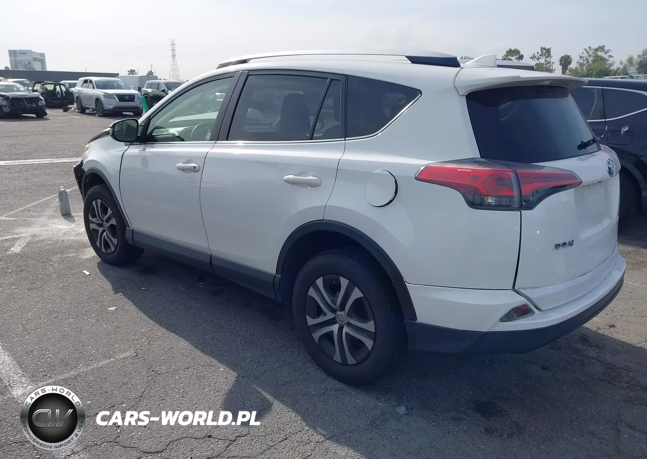 2016 Toyota Rav4 Le VIN:JTMZFREV9GD086202 - 3