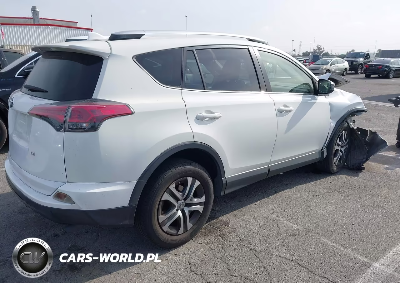 2016 Toyota Rav4 Le VIN:JTMZFREV9GD086202 - 4