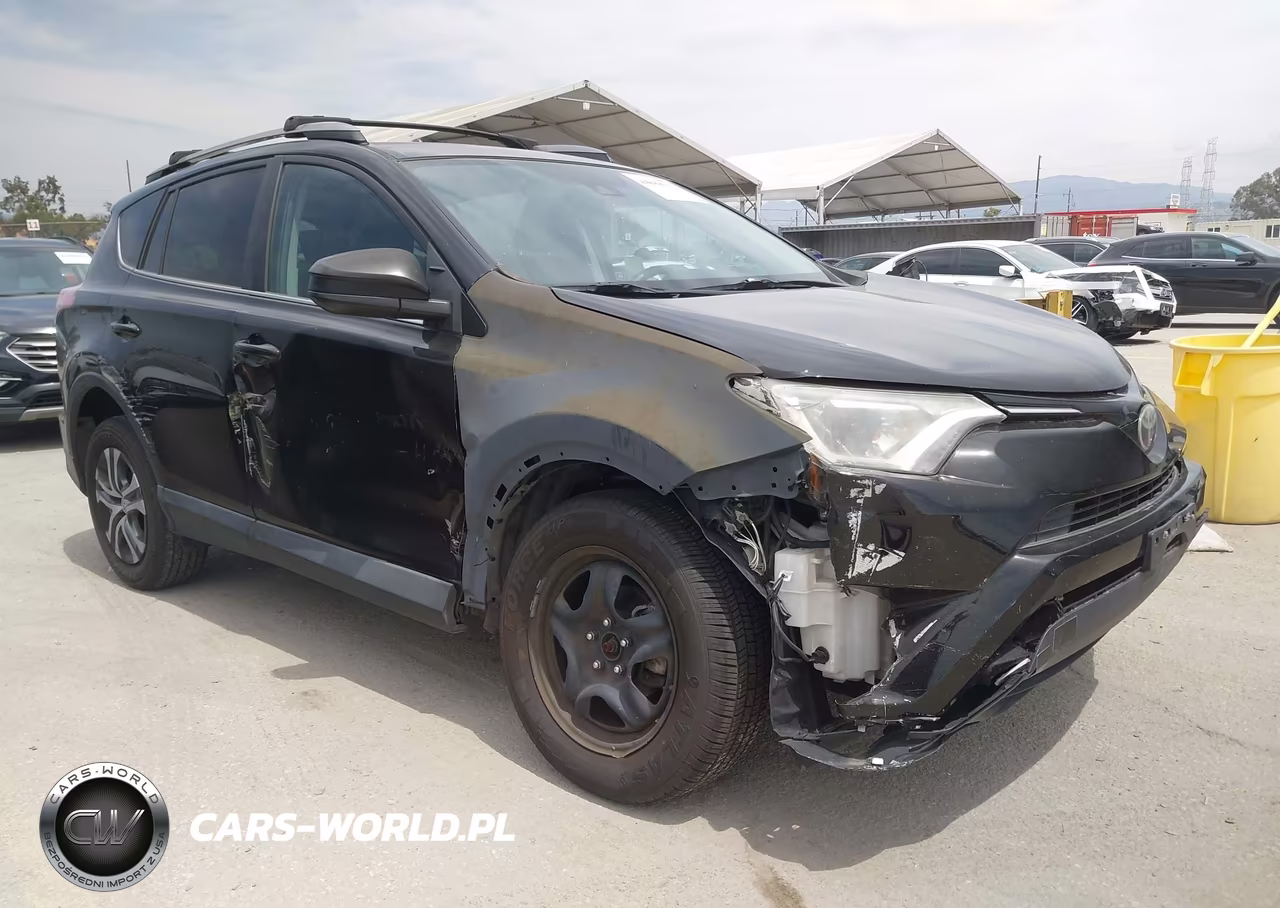 2018 Toyota Rav4 Le – zdjęcie 1 z 17