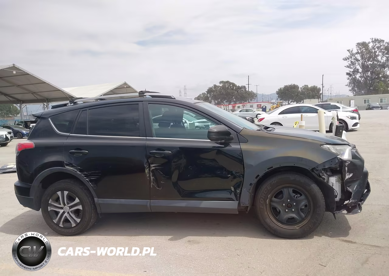 2018 Toyota Rav4 Le VIN:2T3ZFREV8JW432587 - 13