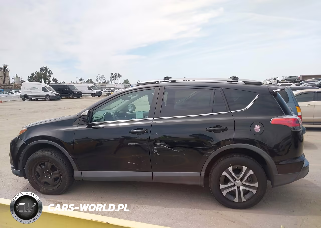 2018 Toyota Rav4 Le VIN:2T3ZFREV8JW432587 - 14