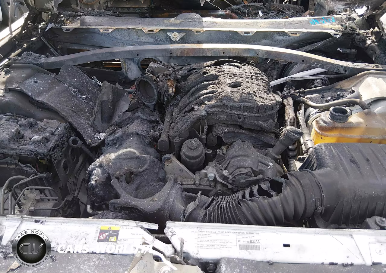 2013 Dodge Challenger Sxt VIN:2C3CDYAG8DH617633 - 10