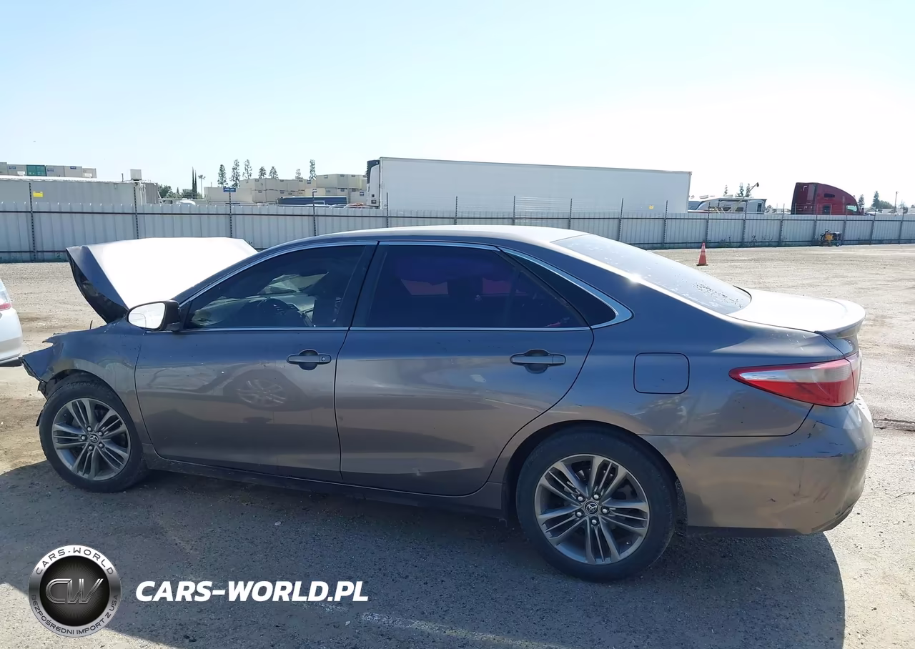 2015 Toyota Camry Se VIN:4T1BF1FK9FU095614 - 15