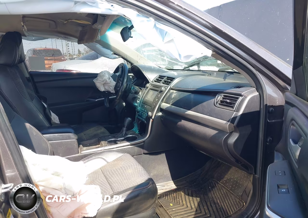 2015 Toyota Camry Se VIN:4T1BF1FK9FU095614 - 5