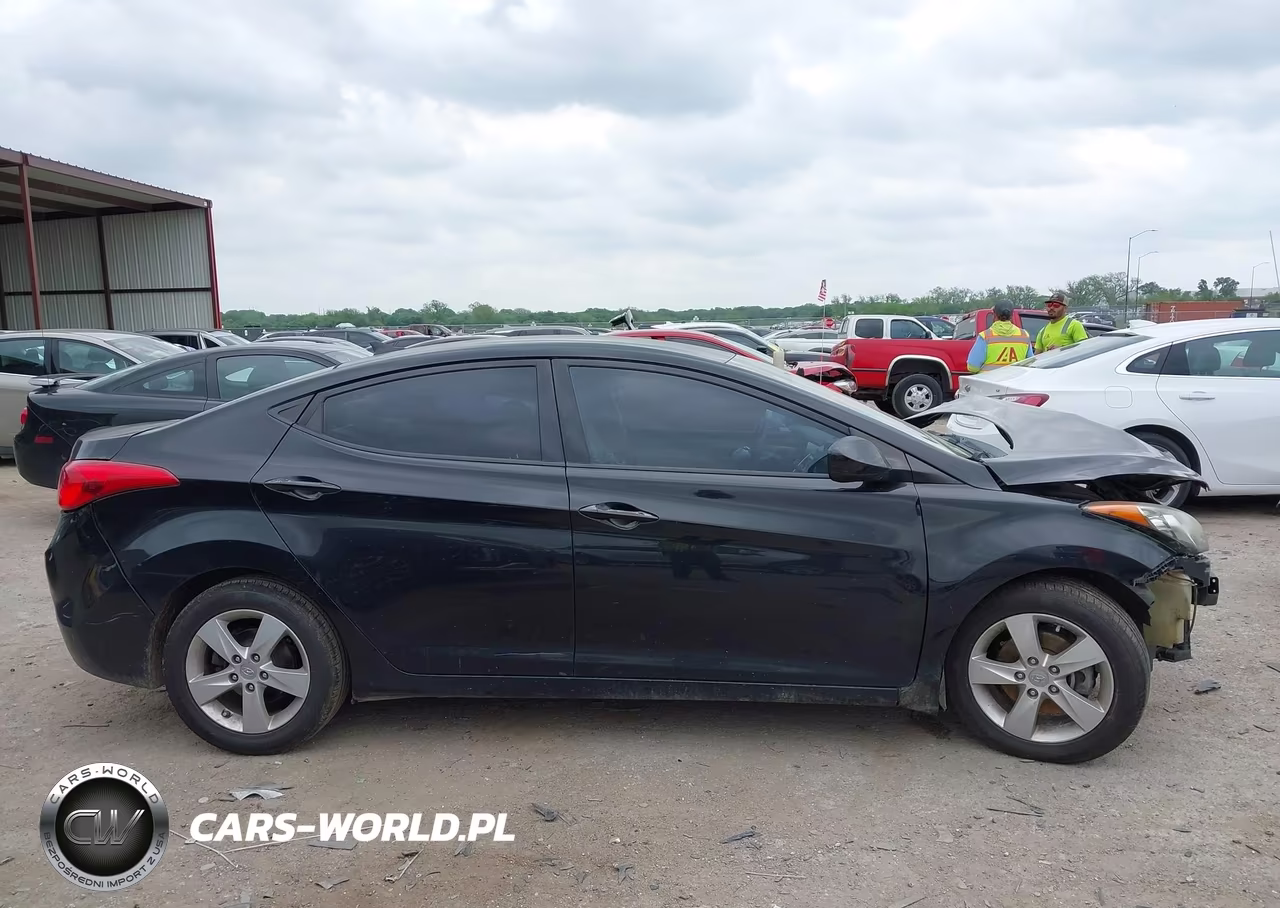 2013 Hyundai Elantra Gls VIN:5NPDH4AE2DH437289 - 13