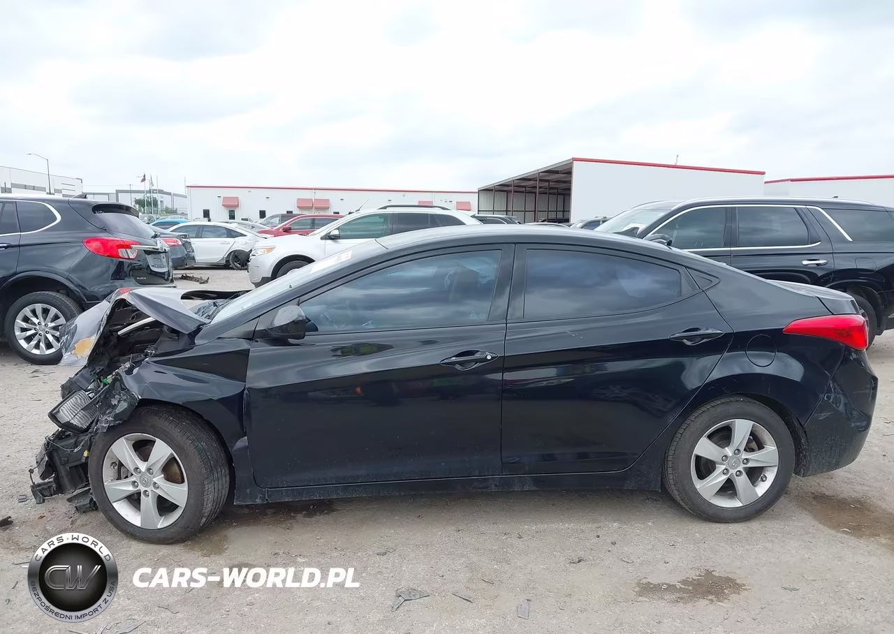 2013 Hyundai Elantra Gls VIN:5NPDH4AE2DH437289 - 14