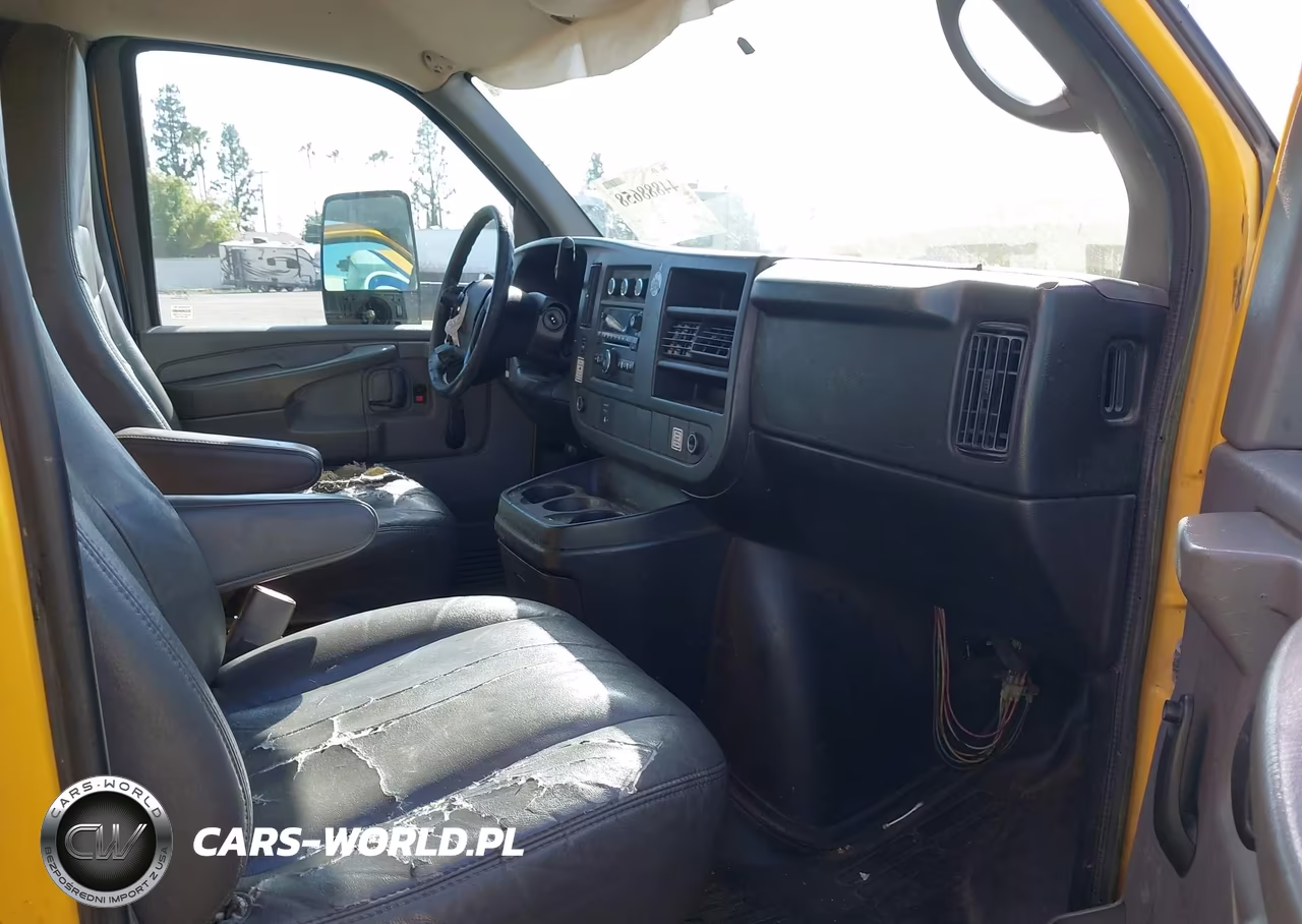 2012 GMC Savana Cutaway Work Van VIN:1GD374CG0C1905938 - 7