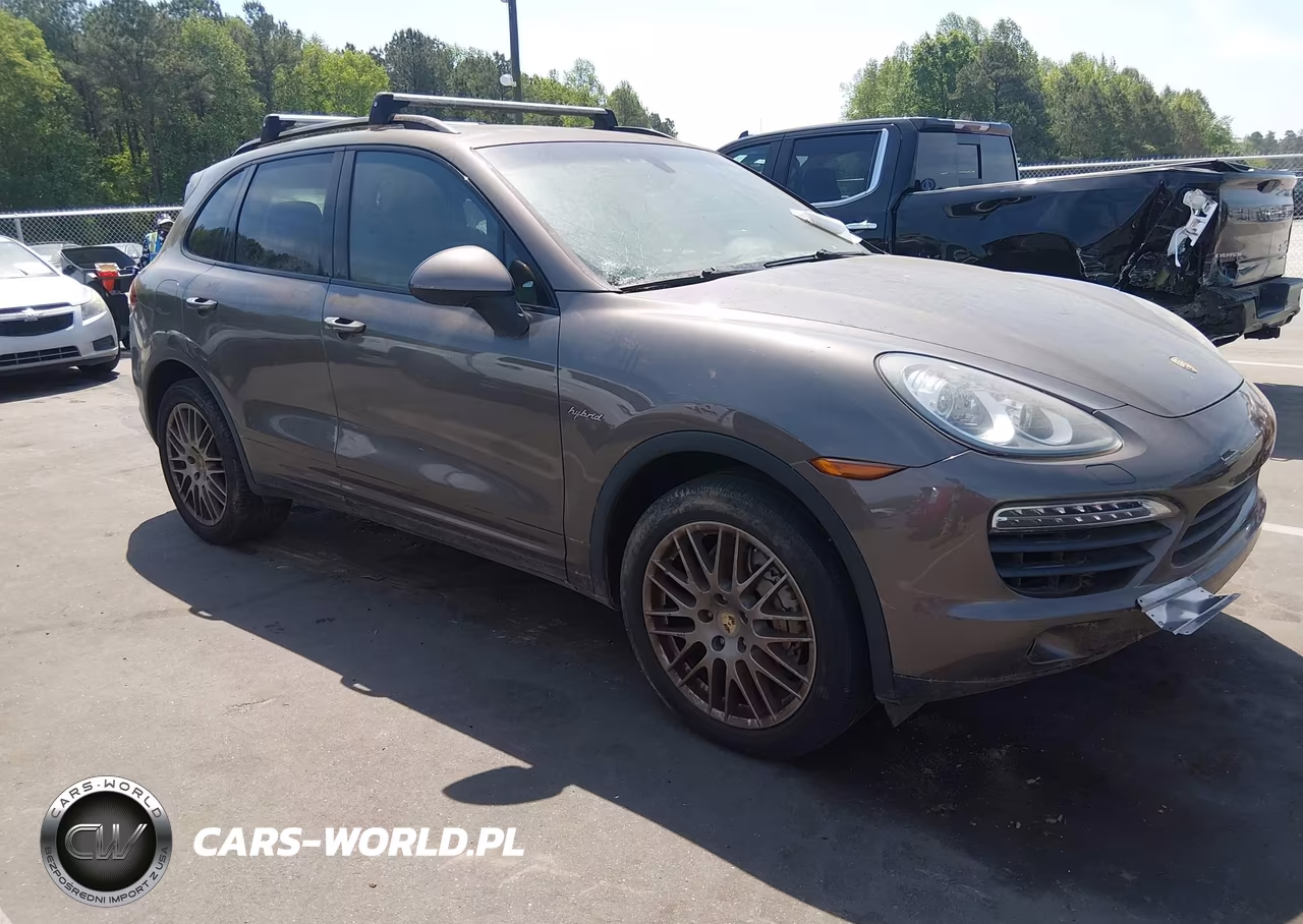 2011 Porsche Cayenne Hybrid S