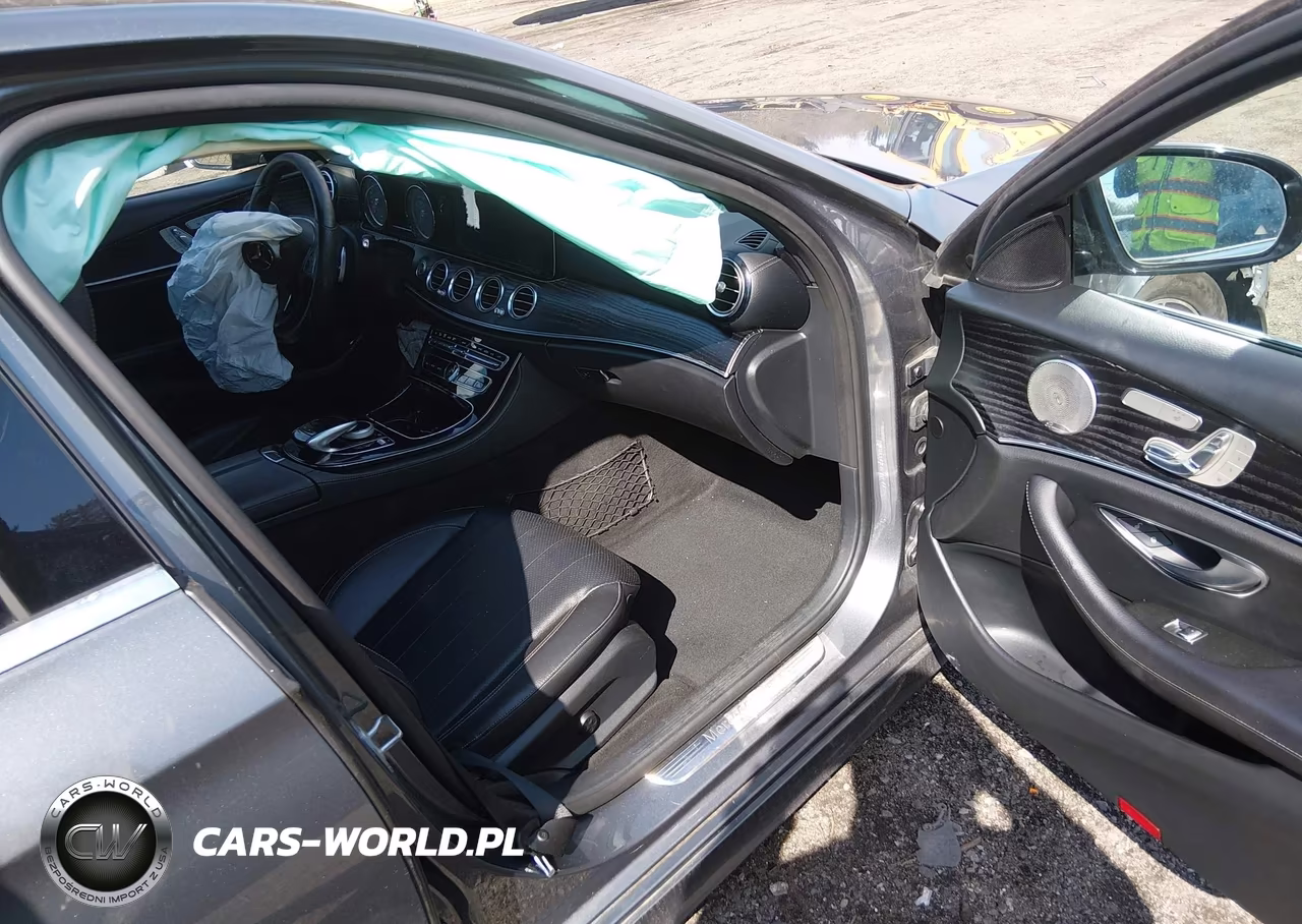 2017 Mercedes-Benz E 300 4Matic VIN:WDDZF4KB3HA219705 - 5