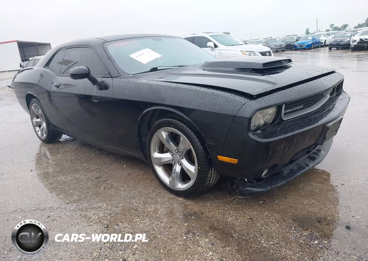 2013 Dodge Challenger R-T Plus
