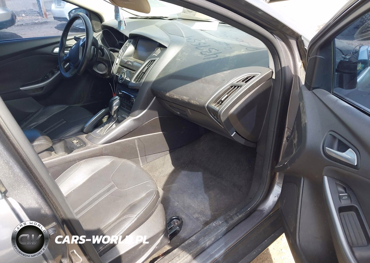 2013 Ford Focus Titanium VIN:1FADP3N29DL187788 - 5