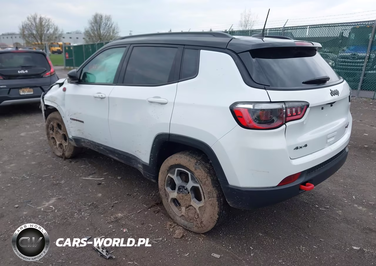 2022 Jeep Compass Trailhawk 4X4 VIN:3C4NJDDB3NT226419 - 3