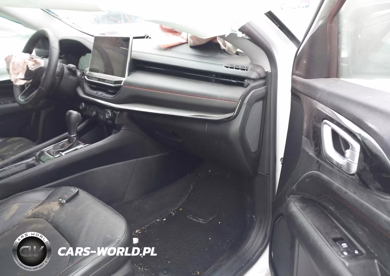 2022 Jeep Compass Trailhawk 4X4 VIN:3C4NJDDB3NT226419 - 5