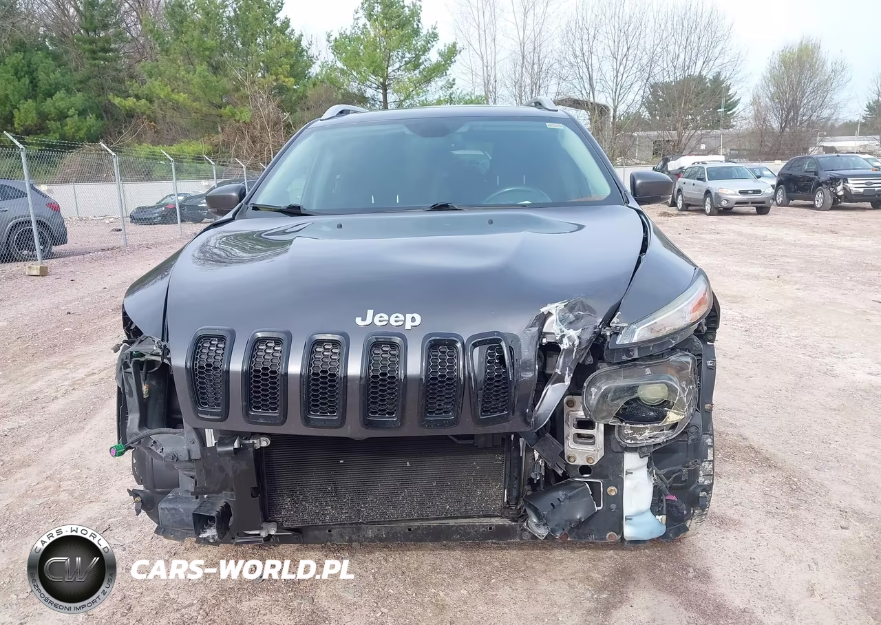 2016 Jeep Cherokee Latitude VIN:1C4PJMCS9GW219739 - 13