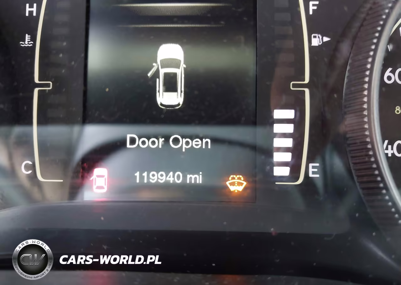 2016 Jeep Cherokee Latitude VIN:1C4PJMCS9GW219739 - 16