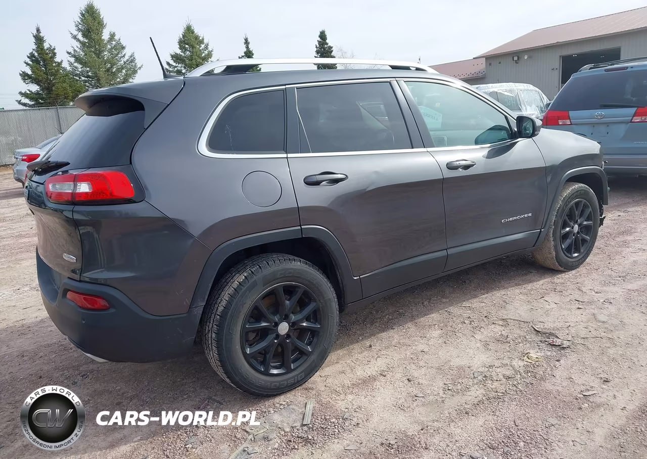 2016 Jeep Cherokee Latitude VIN:1C4PJMCS9GW219739 - 4