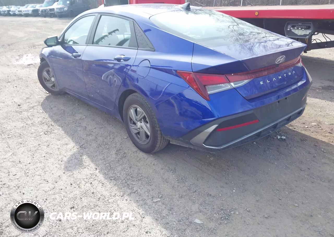 2024 Hyundai Elantra Se VIN:KMHLL4DG2RU840804 - 3