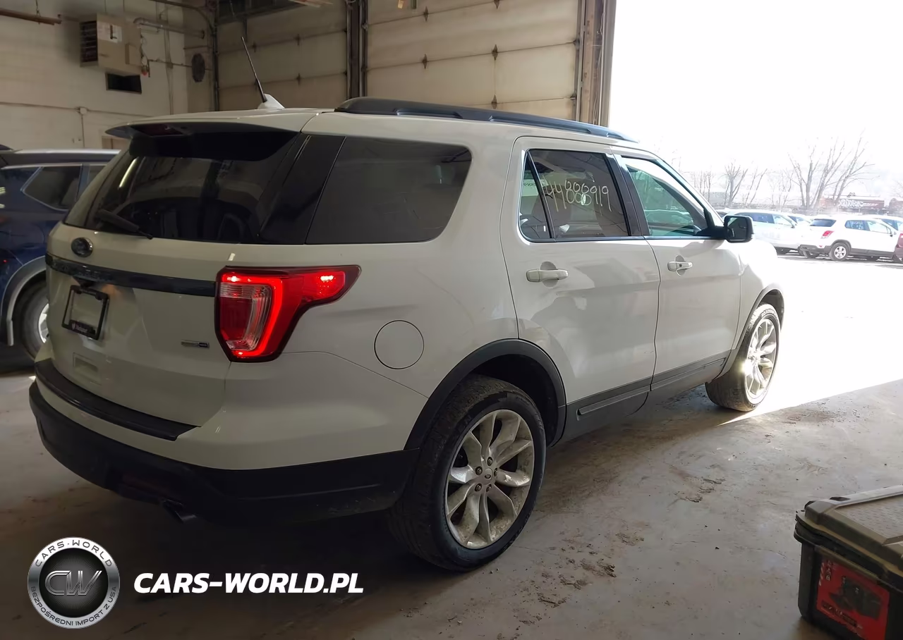 2018 Ford Explorer Xlt VIN:1FM5K8DH6JGB42405 - 4