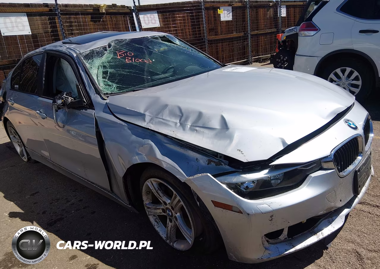 2015 BMW 328I xDrive – zdjęcie 1 z 16