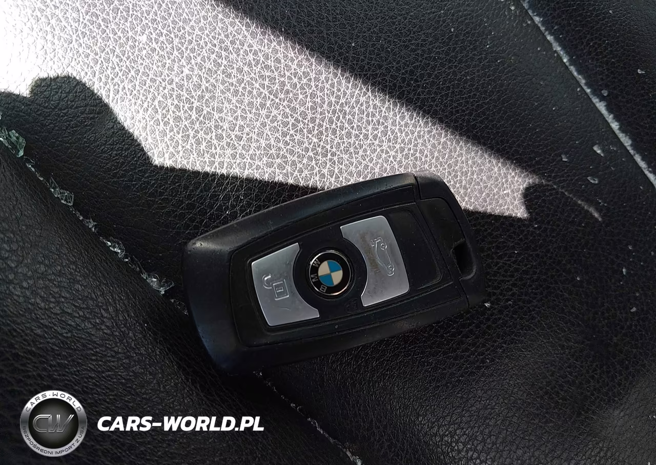 2015 BMW 328I xDrive VIN:WBA3B3G59FNT18489 - 11