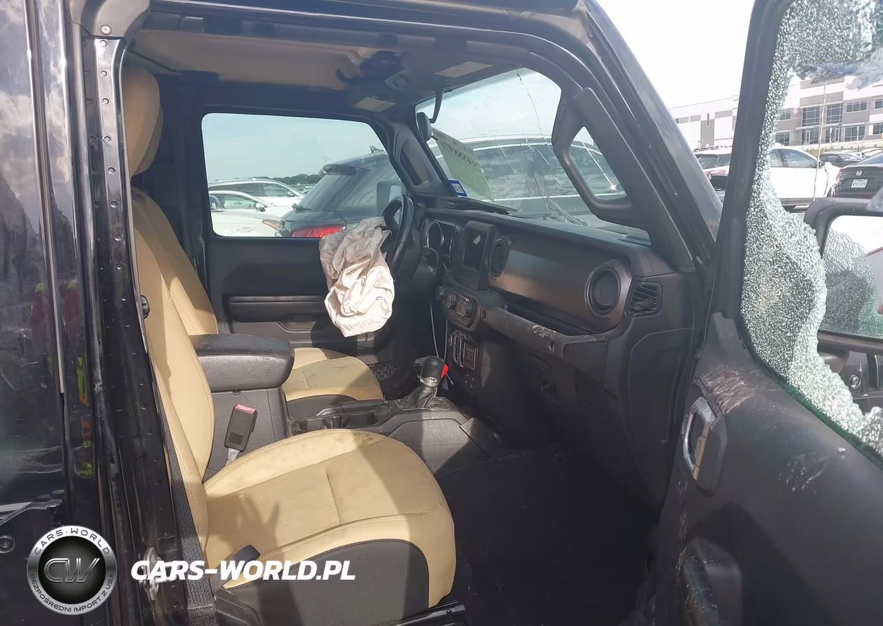 2020 Jeep Gladiator Sport S 4X4 VIN:1C6JJTAG8LL181177 - 5
