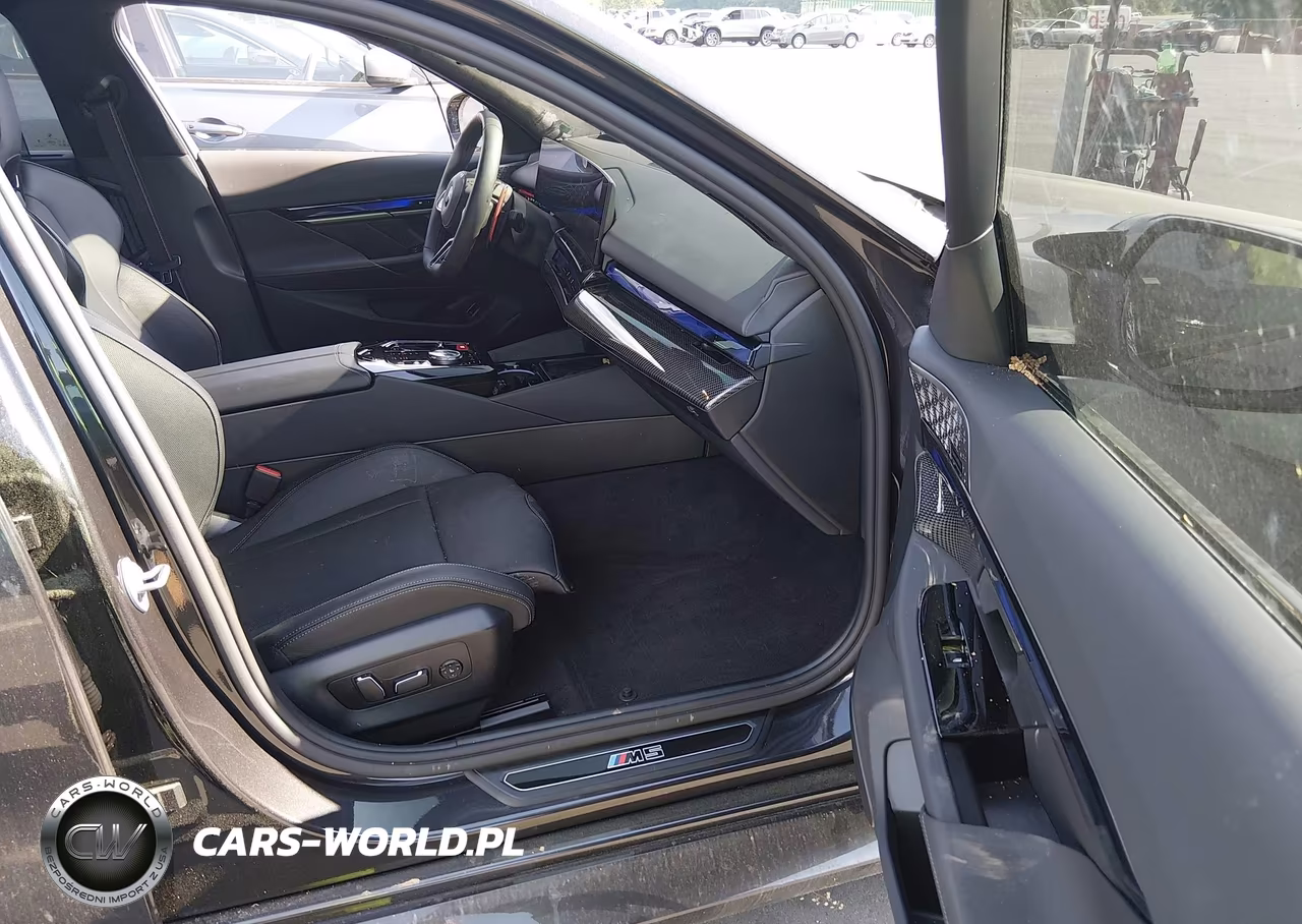 2026 BMW M5 VIN:WBS83FK06TCV90680 - 5